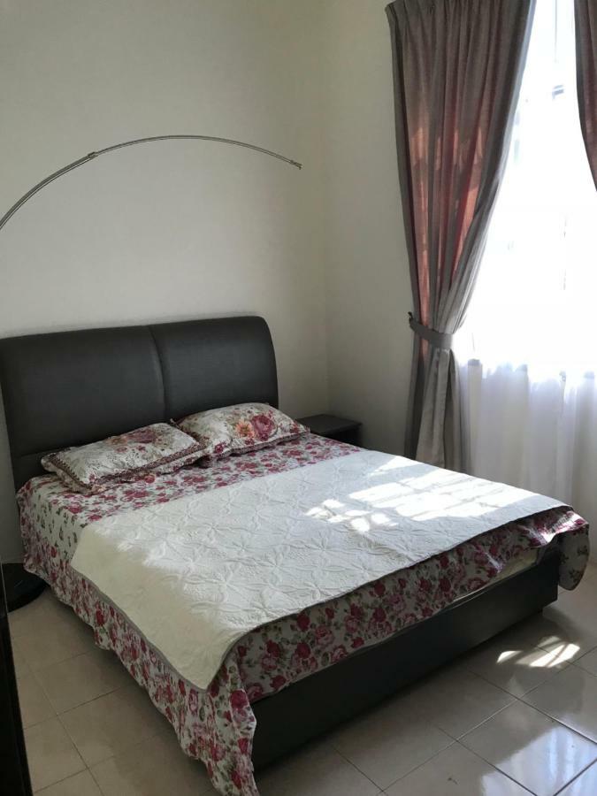Patin Guest House @Desa Telok Ira, Temerloh Pahang Kampong Paya Kerinau Exteriör bild